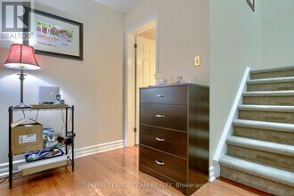 55 McGibbon Dr in Ottawa, ON - Building Photo - Building Photo