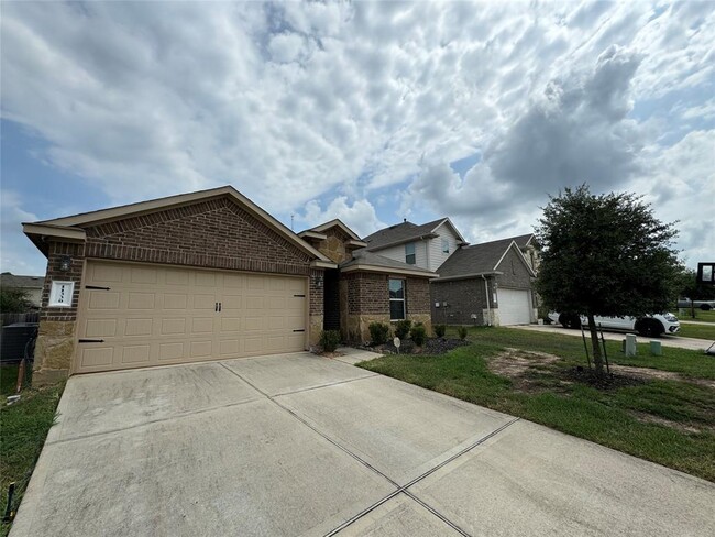 11330 Dawn Beach Ln in Conroe, TX - Foto de edificio - Building Photo