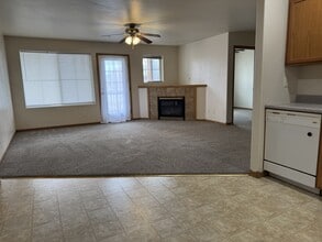 111 N Shore Dr in Belgrade, MT - Building Photo - Building Photo