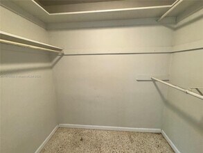 1430 SW 102nd Pl in Miami, FL - Building Photo - Building Photo