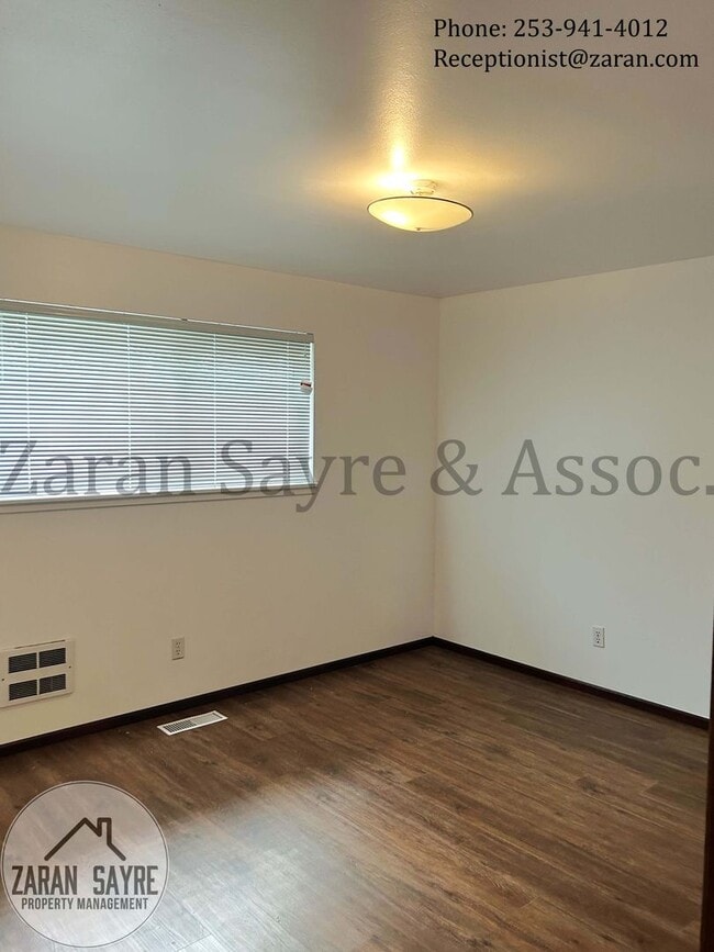 1916 S 308th St in Federal Way, WA - Building Photo - Building Photo