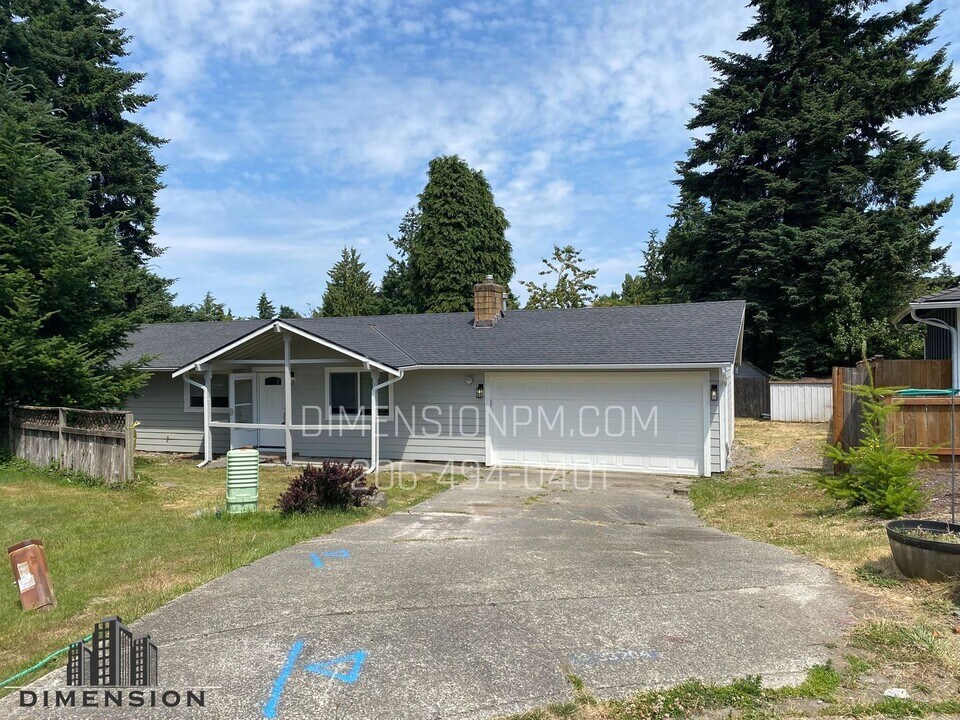 33204 26th Pl SW in Federal Way, WA - Building Photo