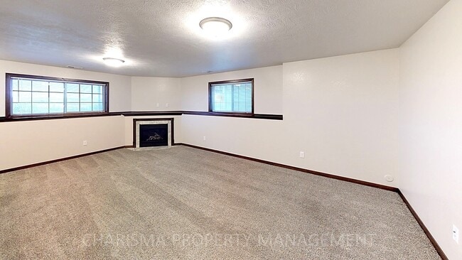 4232 N Pennsylvania Ave in Sioux Falls, SD - Foto de edificio - Building Photo