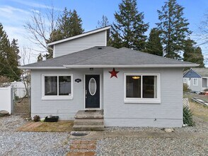 9817 Patterson St S in Tacoma, WA - Building Photo - Building Photo