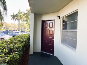 1300 SW 130th Ave in Pembroke Pines, FL - Building Photo - Building Photo