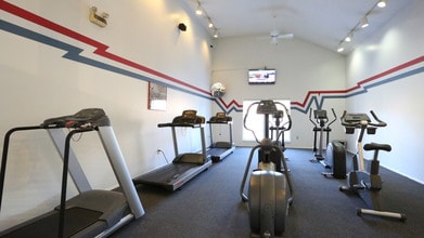 Countryside Apartments in Columbus, OH - Foto de edificio - Building Photo