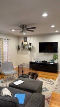 10 Cranberry Ln in Plainview, NY - Building Photo - Building Photo