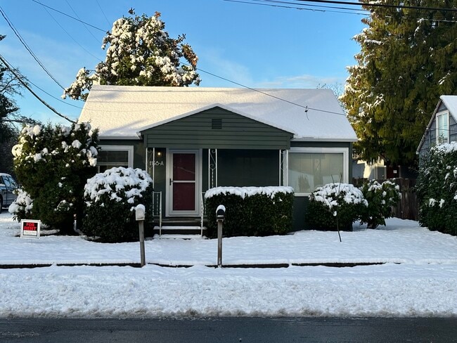 1148 Sidney Ave, Unit A