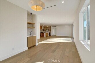 1688 N Sierra Bonita Ave in Pasadena, CA - Building Photo - Building Photo