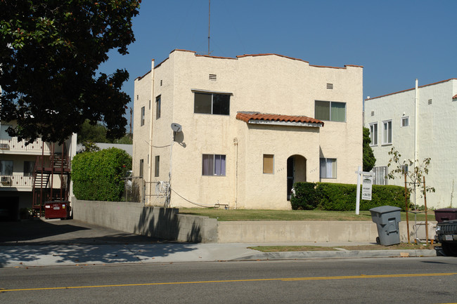 1455 E Wilson Ave in Glendale, CA - Building Photo - Building Photo