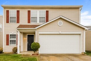 2349 Providence Ct in Greenwood, IN - Building Photo