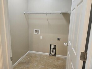 3762 Pontiac Ave in Clovis, CA - Building Photo - Building Photo