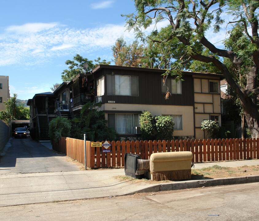 10912 Bloomfield St in North Hollywood, CA - Foto de edificio