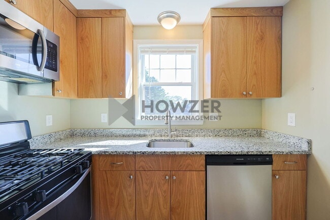 91 Louis St in Barnstable, MA - Building Photo - Building Photo