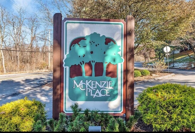 2205 Kenzie Dr, Unit Pittsburgh