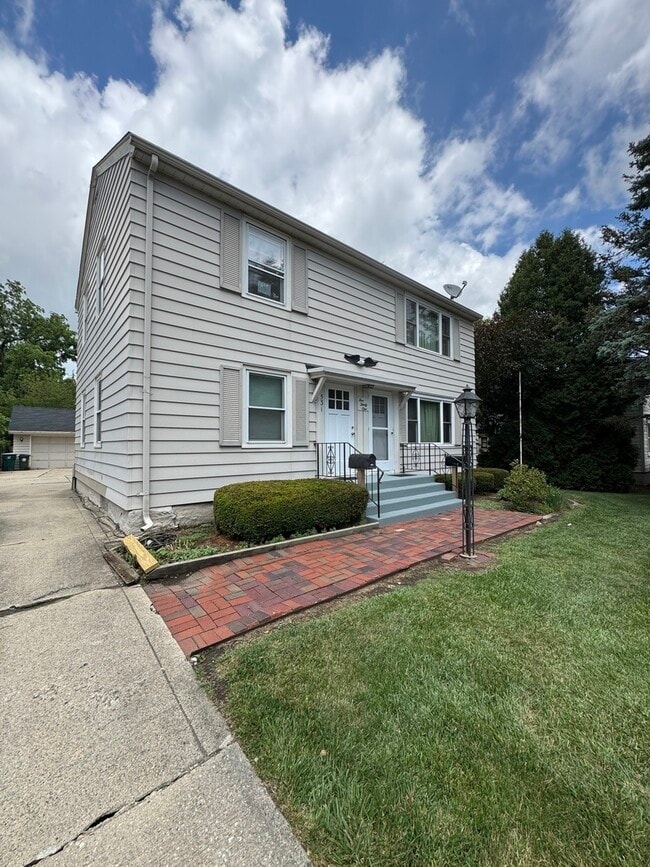 property at 531 W Wilson St