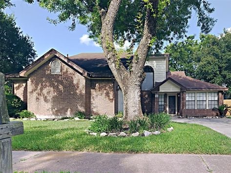 9818 Haverdown Dr in Houston, TX - Building Photo - Building Photo