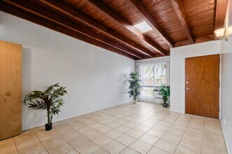 1038 E Easy St in Tucson, AZ - Building Photo - Building Photo