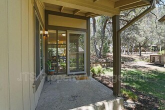 6913 Navarro Ct in Citrus Heights, CA - Building Photo - Building Photo