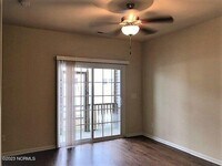 136 Waterstone Ln photo'