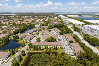 Ibis Villas at Doral in Miami, FL - Building Photo - Building Photo