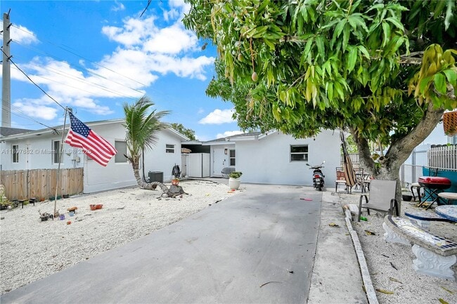 property at 6501 SW 4th St
