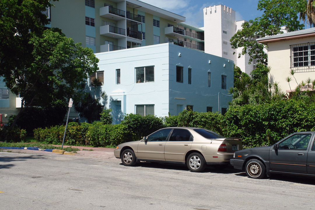 1024-1030 Michigan Ave in Miami Beach, FL - Building Photo