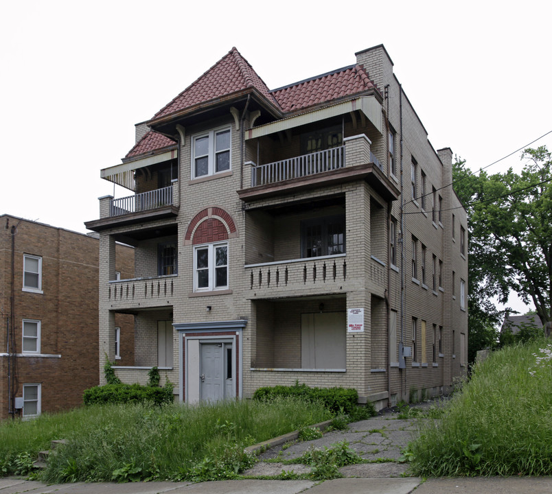 1222 Rutledge St in Cincinnati, OH - Foto de edificio