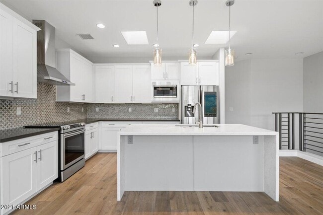 property at 1214 W 5th St