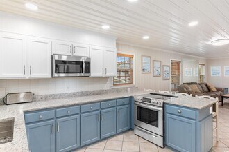 304 21st Ave N in North Myrtle Beach, SC - Building Photo - Building Photo
