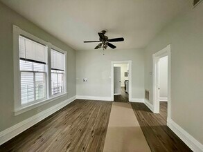1742 N St Louis Ave in Chicago, IL - Building Photo - Building Photo