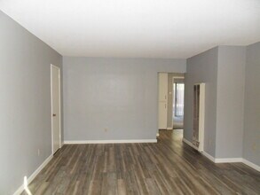 157 Vera Cir in Vista, CA - Building Photo - Building Photo