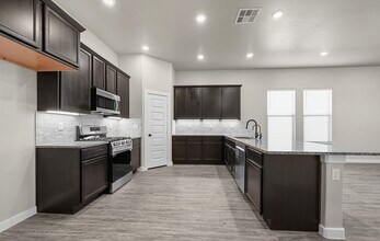 2302 135th St in Lubbock, TX - Building Photo - Building Photo