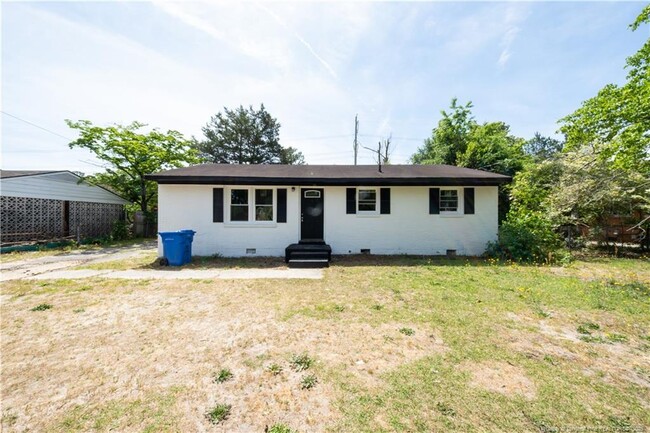 property at 4021 Glenridge Rd
