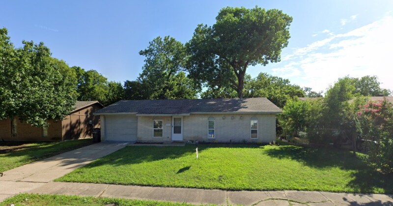 3954 Cambridge Dr in Garland, TX - Building Photo