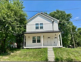 321 N Kealing Ave in Indianapolis, IN - Building Photo