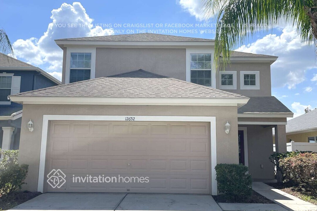 12652 Belcroft Dr in Riverview, FL - Foto de edificio