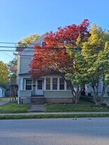 245 E Ford Ave, Unit UnitB in Barberton, OH - Building Photo