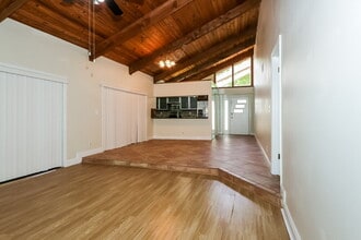 6398 Amberwoods Dr in Boca Raton, FL - Building Photo - Building Photo