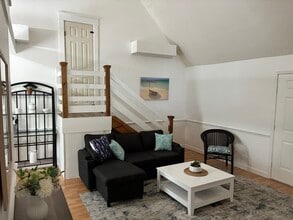 7447 Hawkins Rd, Unit 1 in Sarasota, FL - Building Photo - Building Photo