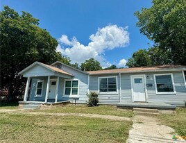 1101 Hall Ave in Killeen, TX - Building Photo