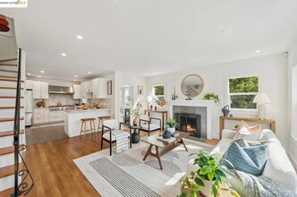2419 Webster St in Berkeley, CA - Building Photo - Building Photo