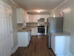 1914 Georgianna Dr in Sumter, SC - Building Photo - Building Photo