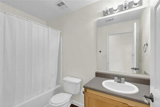 1431 Harts Ridge Dr in Seneca, SC - Building Photo - Building Photo