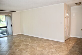 24525 Trevino Dr in Santa Clarita, CA - Building Photo - Building Photo
