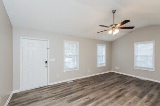 109 Colonial Cir in Wingate, NC - Building Photo - Building Photo