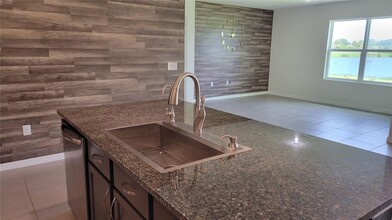 12517 Night View Dr in Sarasota, FL - Building Photo - Building Photo