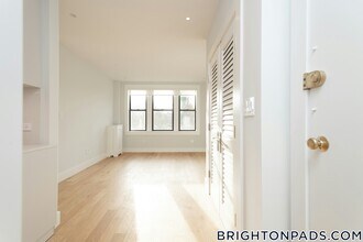 8 Elko St, Unit 7 in Boston, MA - Building Photo - Building Photo