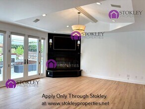 424 Matthew Ct in Pleasanton, CA - Building Photo - Building Photo