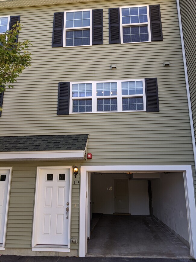 73 Breckenridge Way Rentals in Laconia, NH